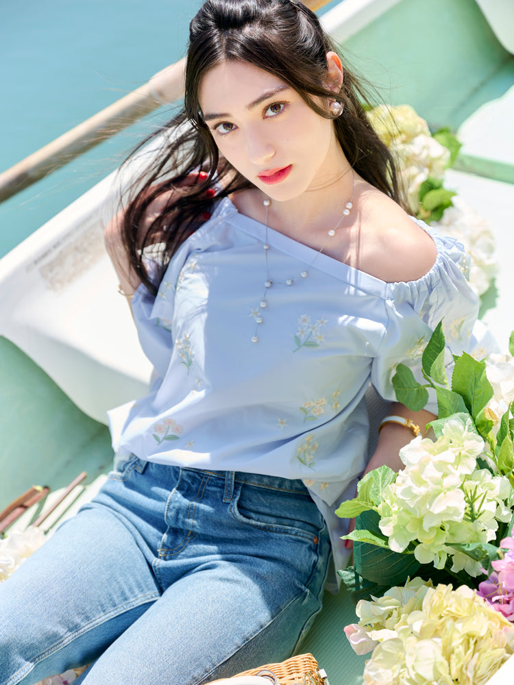 刺繍オフショルブラウス