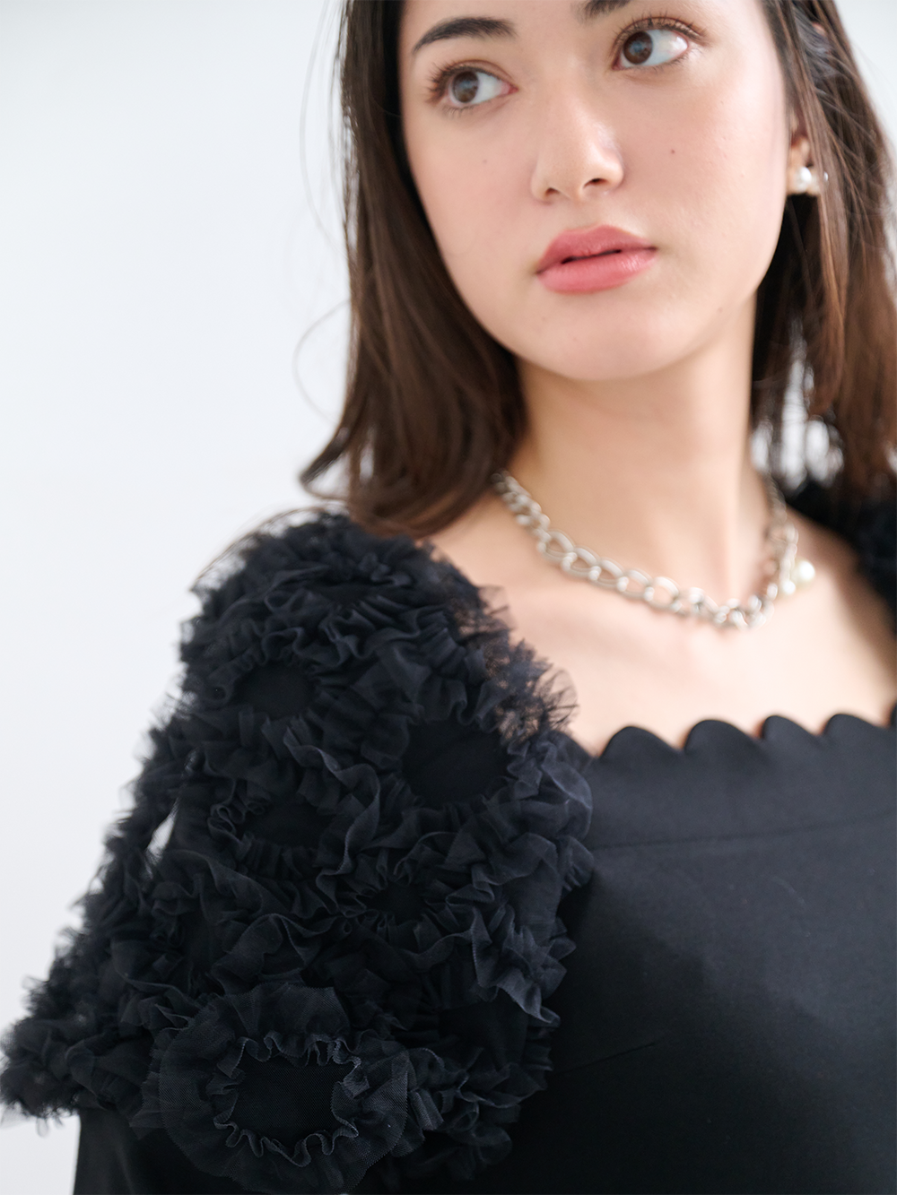 model:H168 着用サイズ:1サイズ 着用カラー:Black