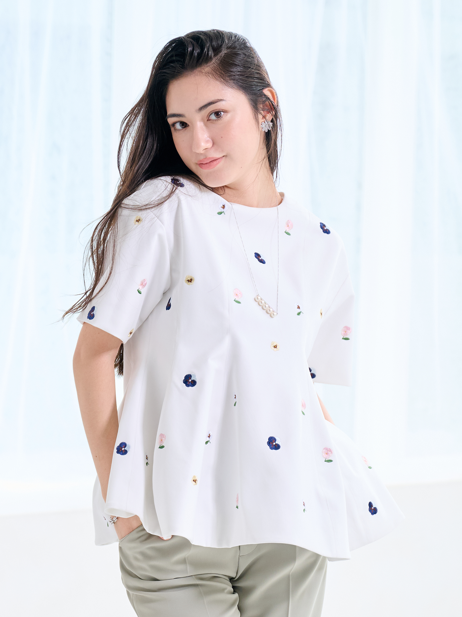 パンジーブロッキングトップス