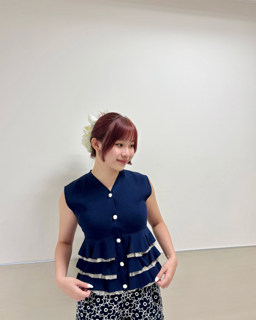 フリルニットベストスタイリング  chisa (161cm)
