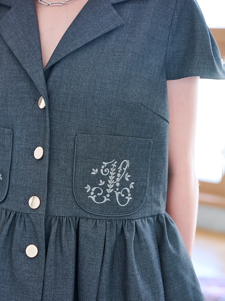 チェスティ　chesty オーガンジー刺繍トップス　グレー チェスティ chesty オーガンジー刺繍トップス グレー - メルカリ