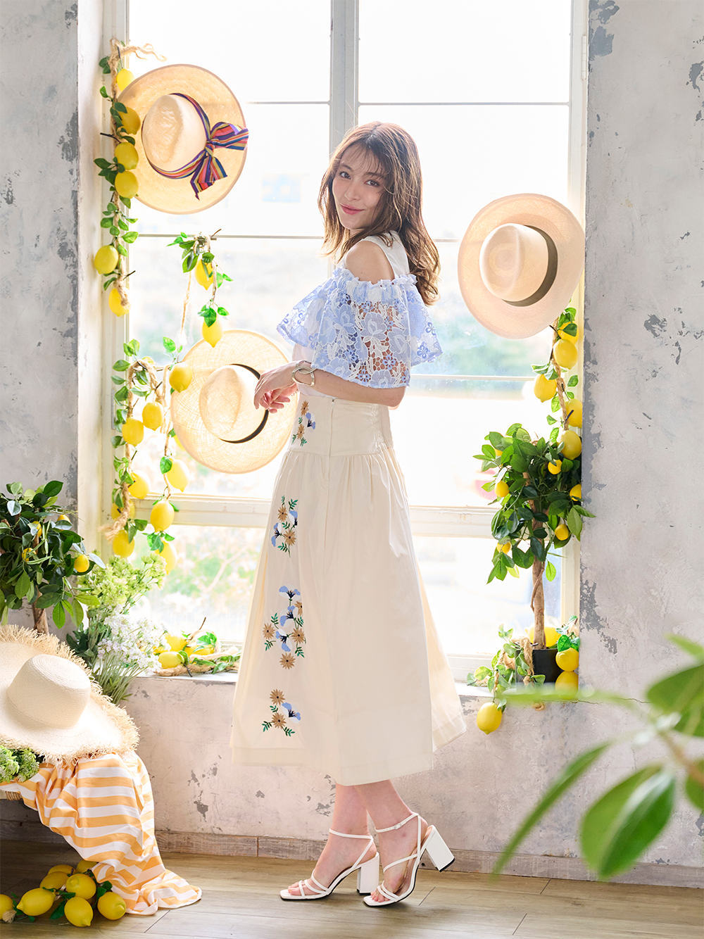 フラワーフレアースカート|【公式】Chestyオンラインショップ フラワーフレアースカート|【公式】Chestyオンラインショップ