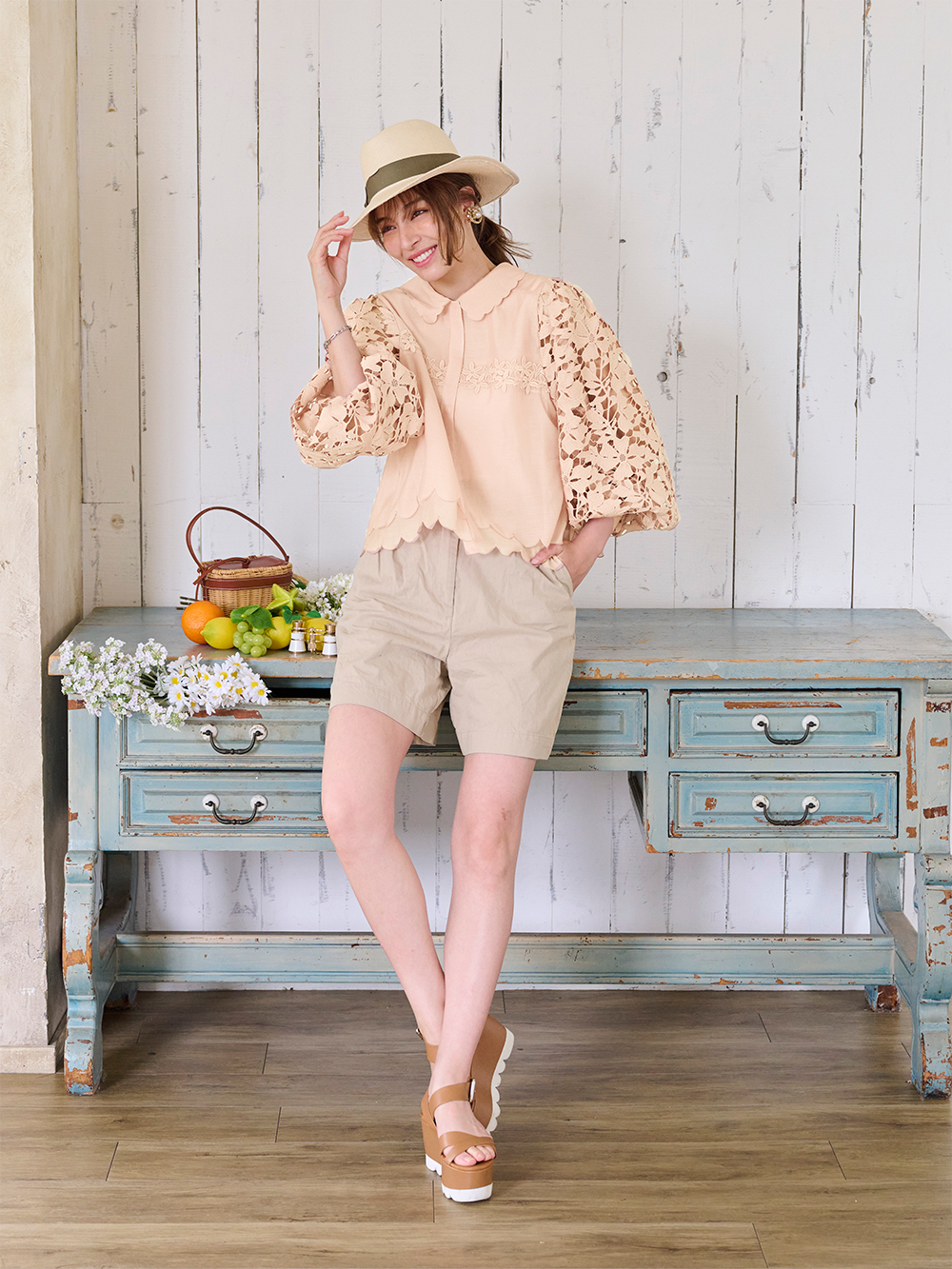 エレガントライトウェア