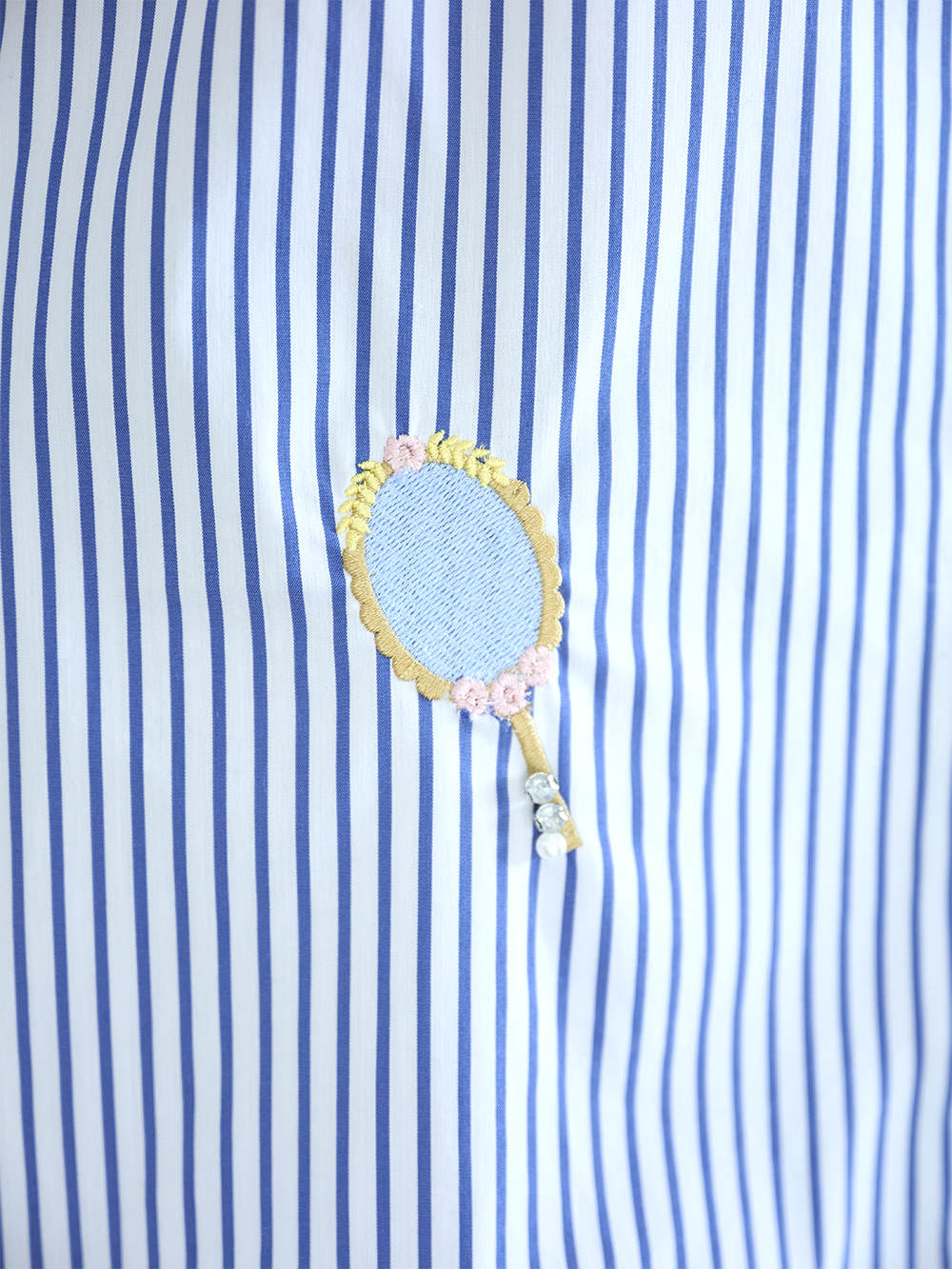 チャーミングブラウス