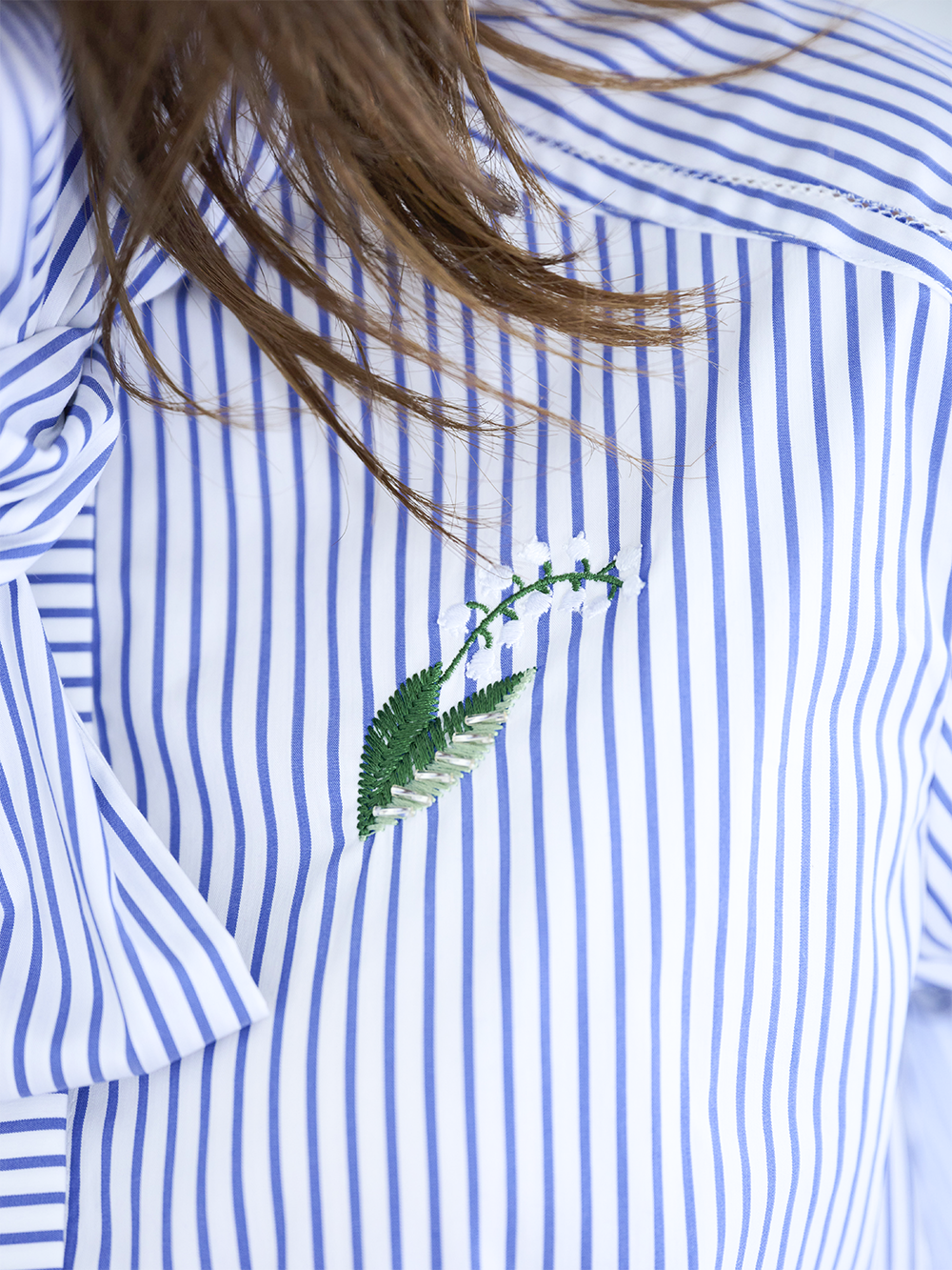 チャーミングブラウス