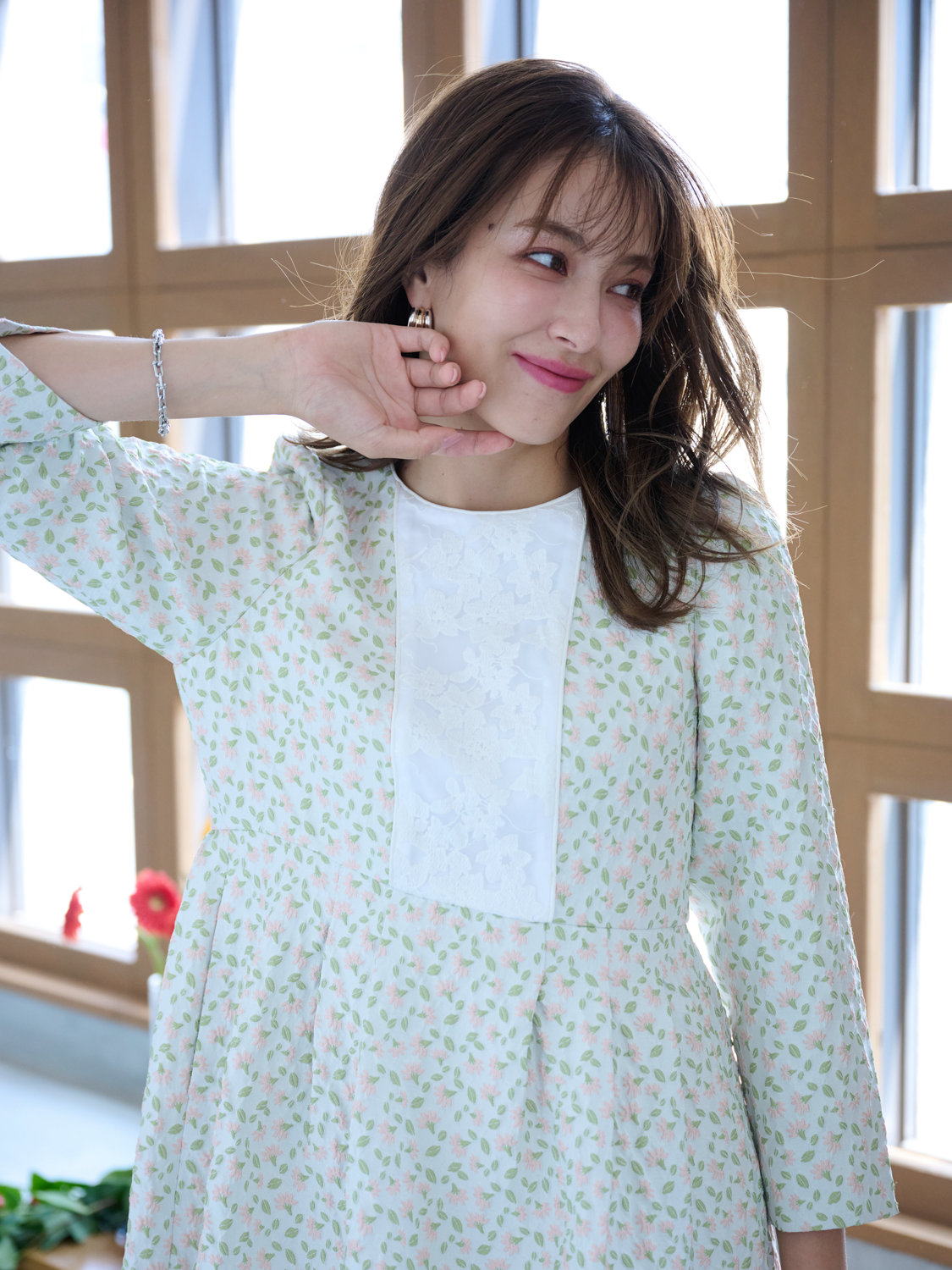 クラシックジャガードワンピース|【公式】Chestyオンラインショップ クラシックジャガードワンピース|【公式】Chestyオンラインショップ
