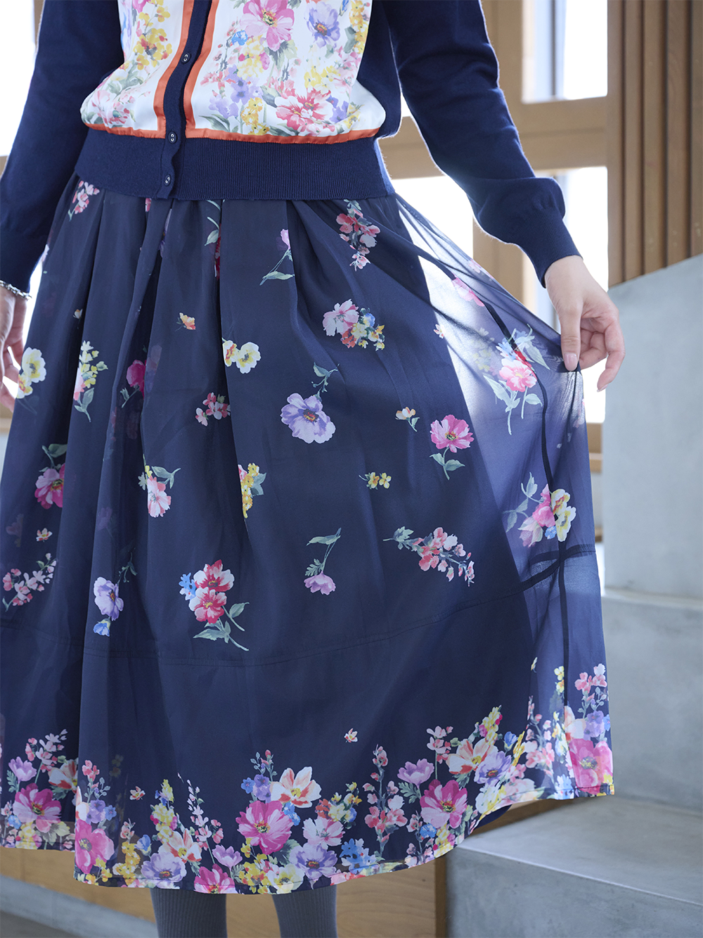 フラワープリントスカート