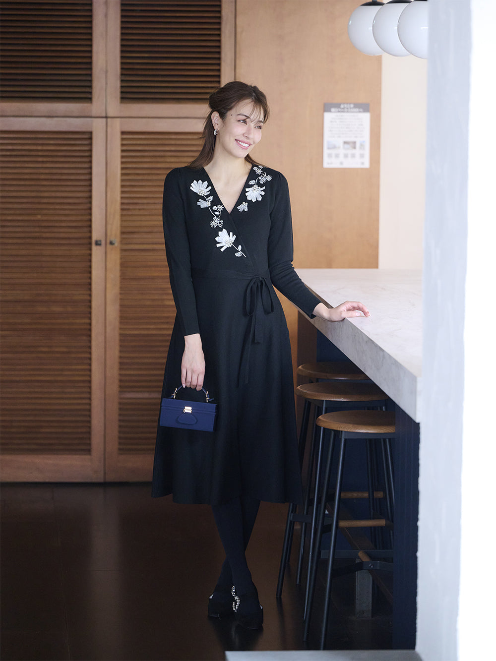 ノーブルカシュクールニットワンピース