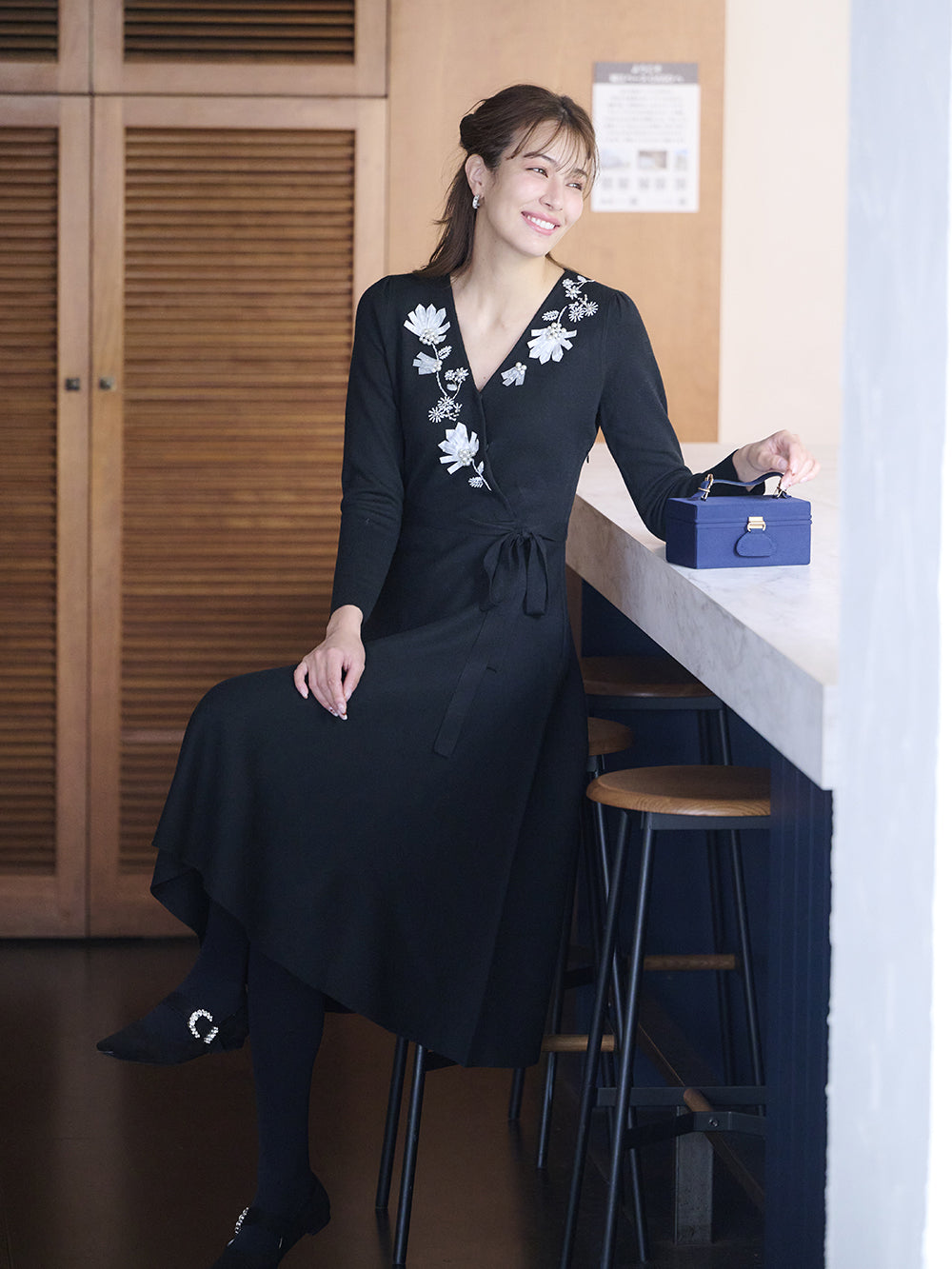 ノーブルカシュクールニットワンピース