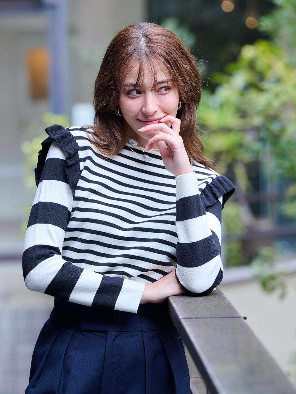 エレガントデイリーフリルニット