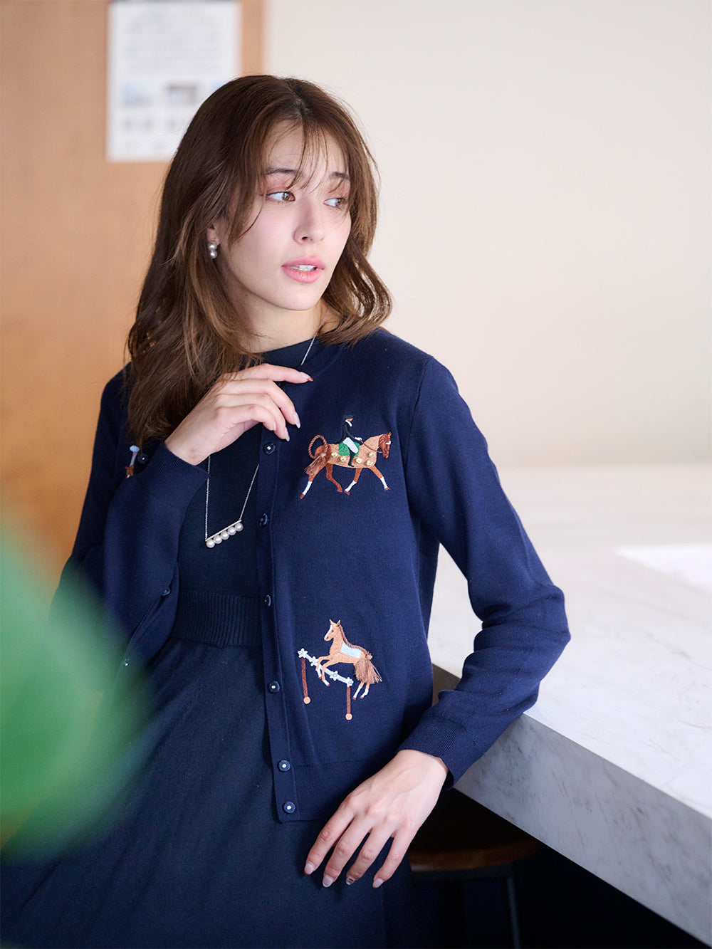 ハッピーホースカーディガン