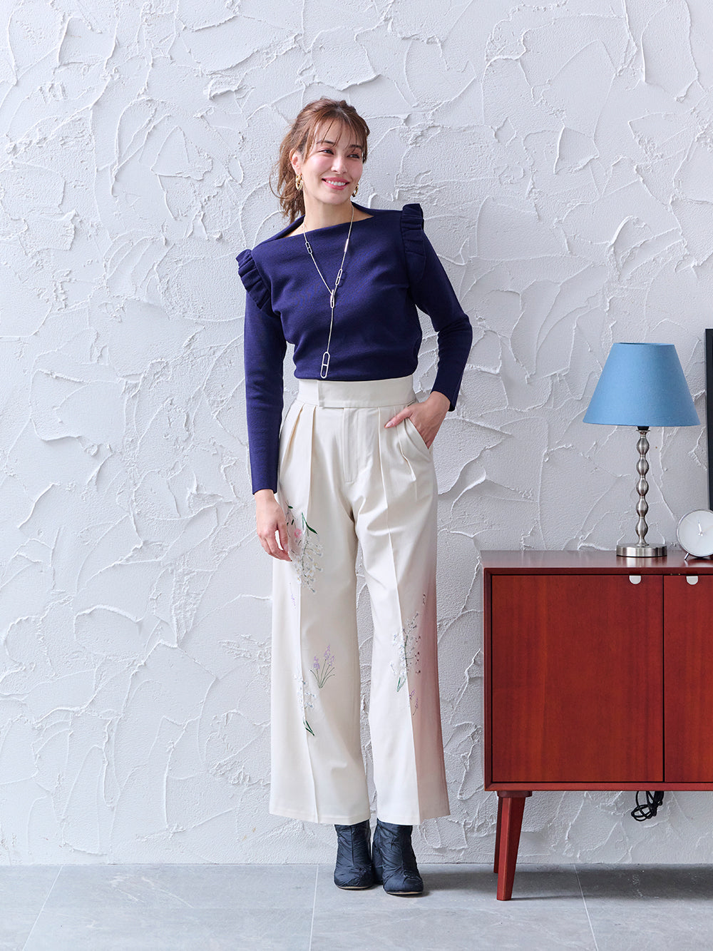 エレガントデイリーフリルニット