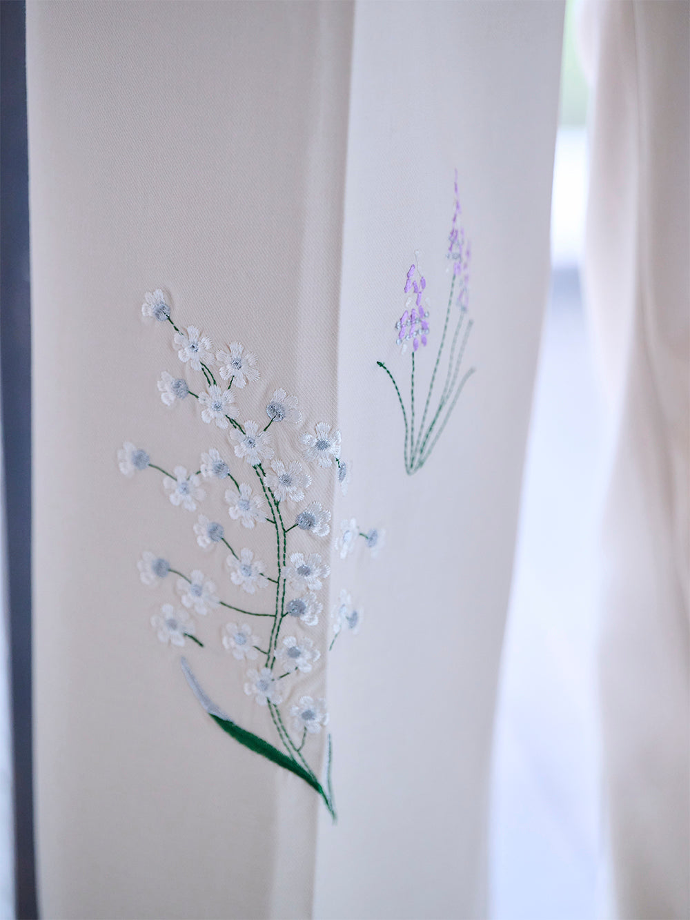 ブルームワイドパンツ