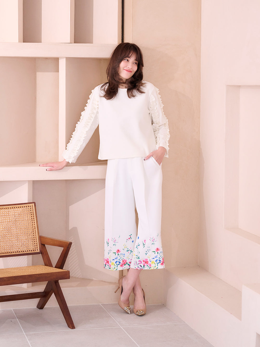 フラワープリントパンツ