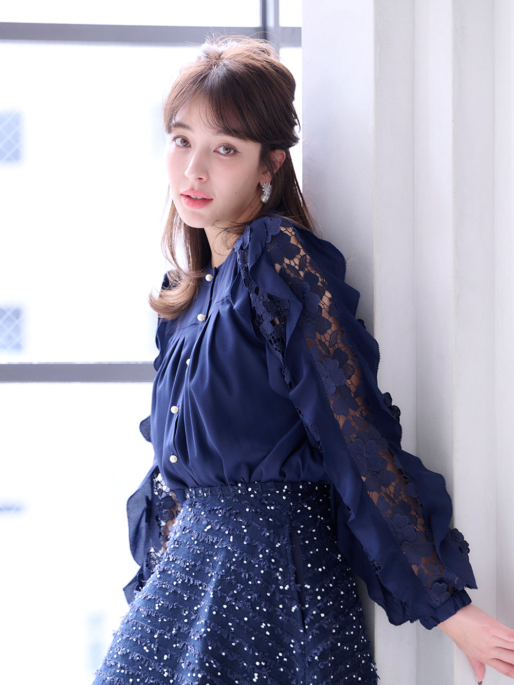 レースフリルスリーブブラウス