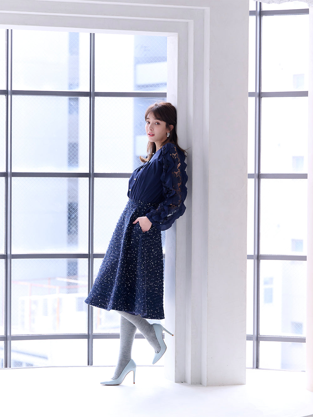 レースフリルスリーブブラウス