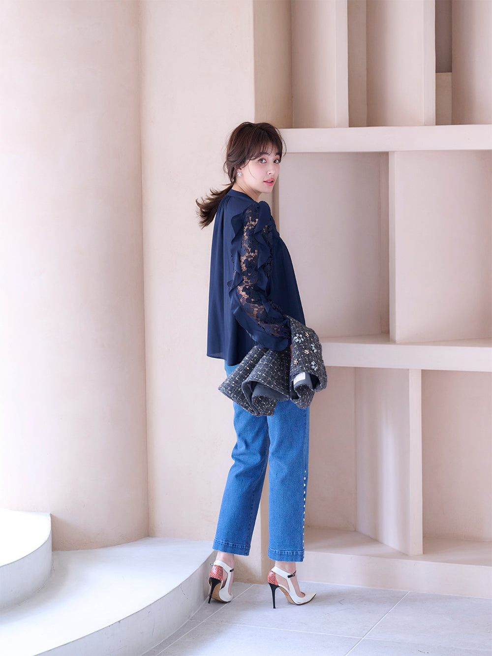 レースフリルスリーブブラウス