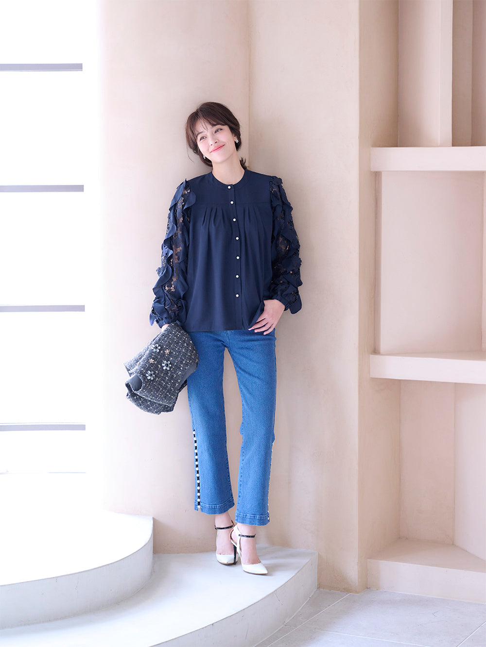レースフリルスリーブブラウス