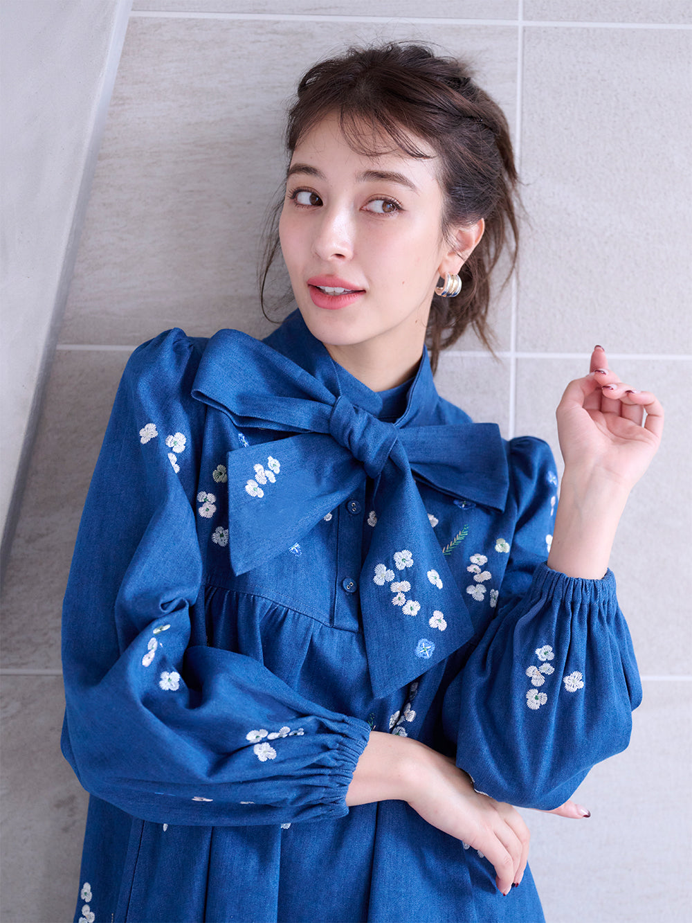 フローラルデニムワンピース｜【公式】Chestyオンラインショップ