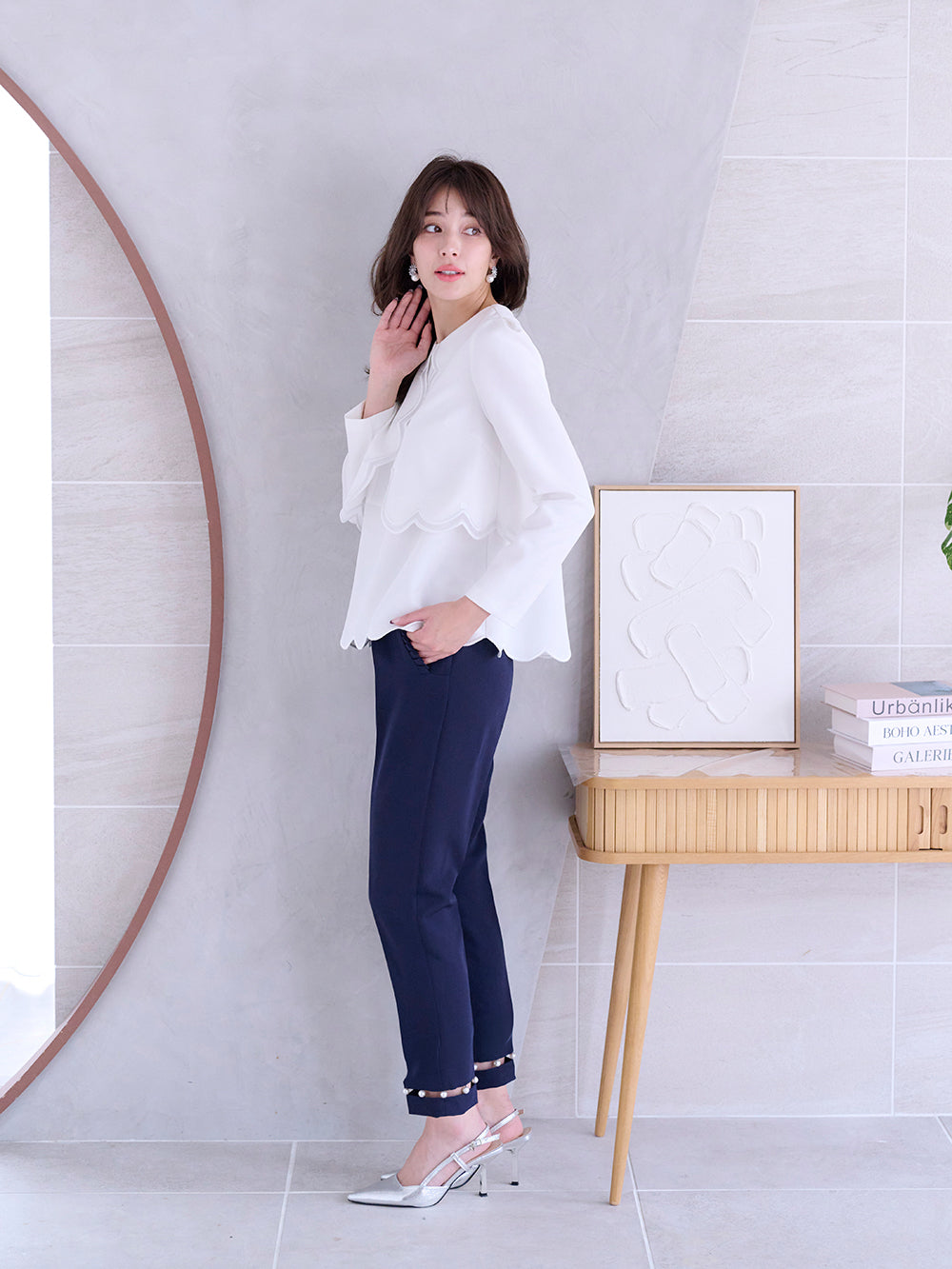 完売　chesty ポケットビジュー付パンツ　ネイビー パンツ |【公式】Chestyオンラインショップ