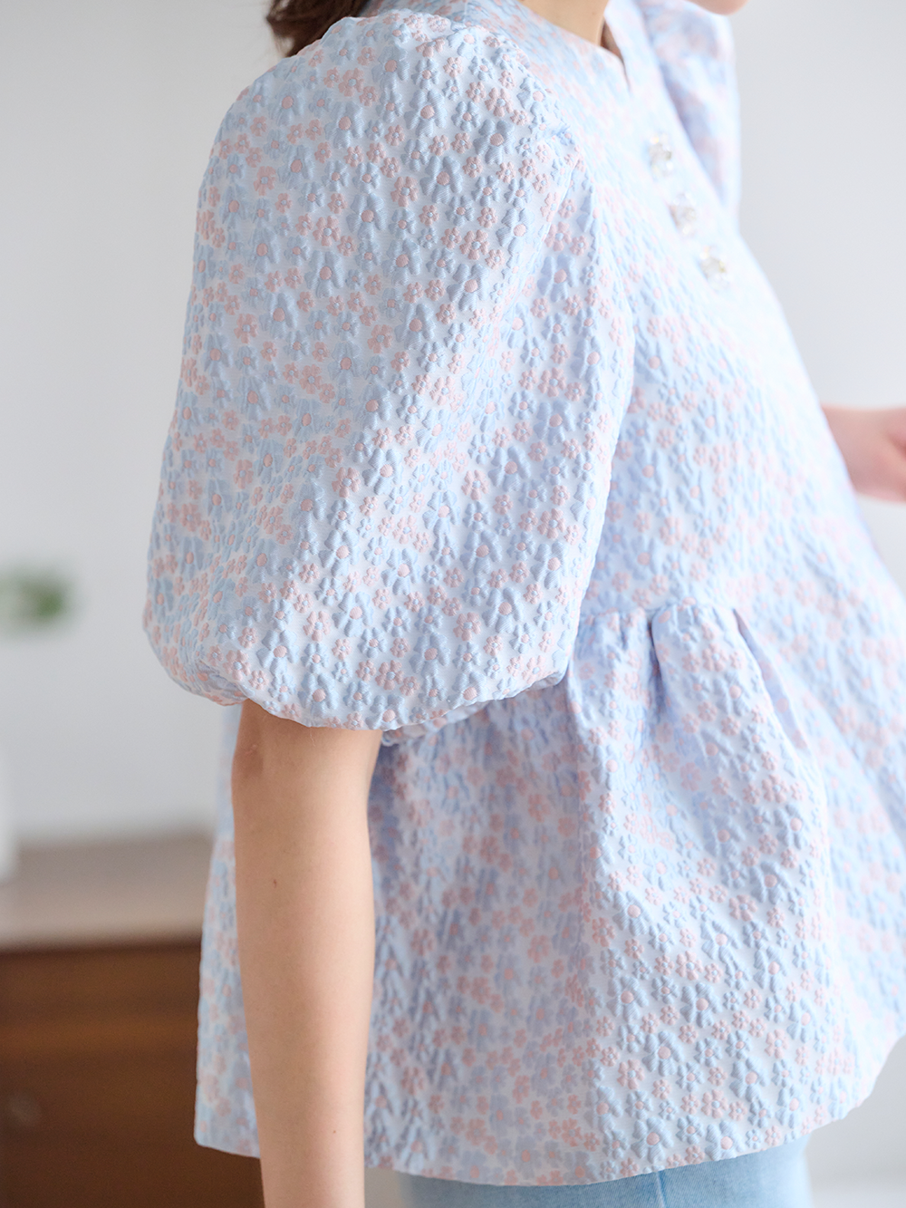 ジャガードトップス