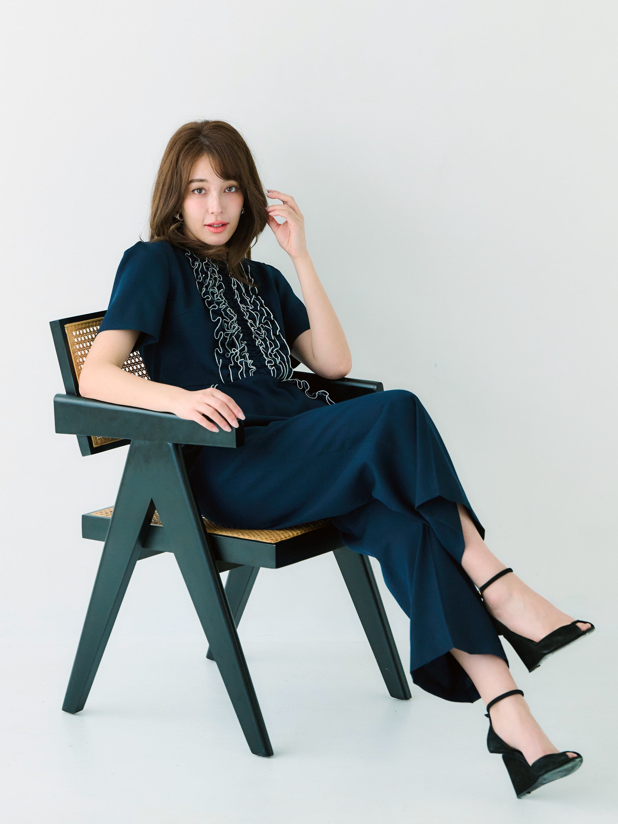 フリルジャンプスーツ