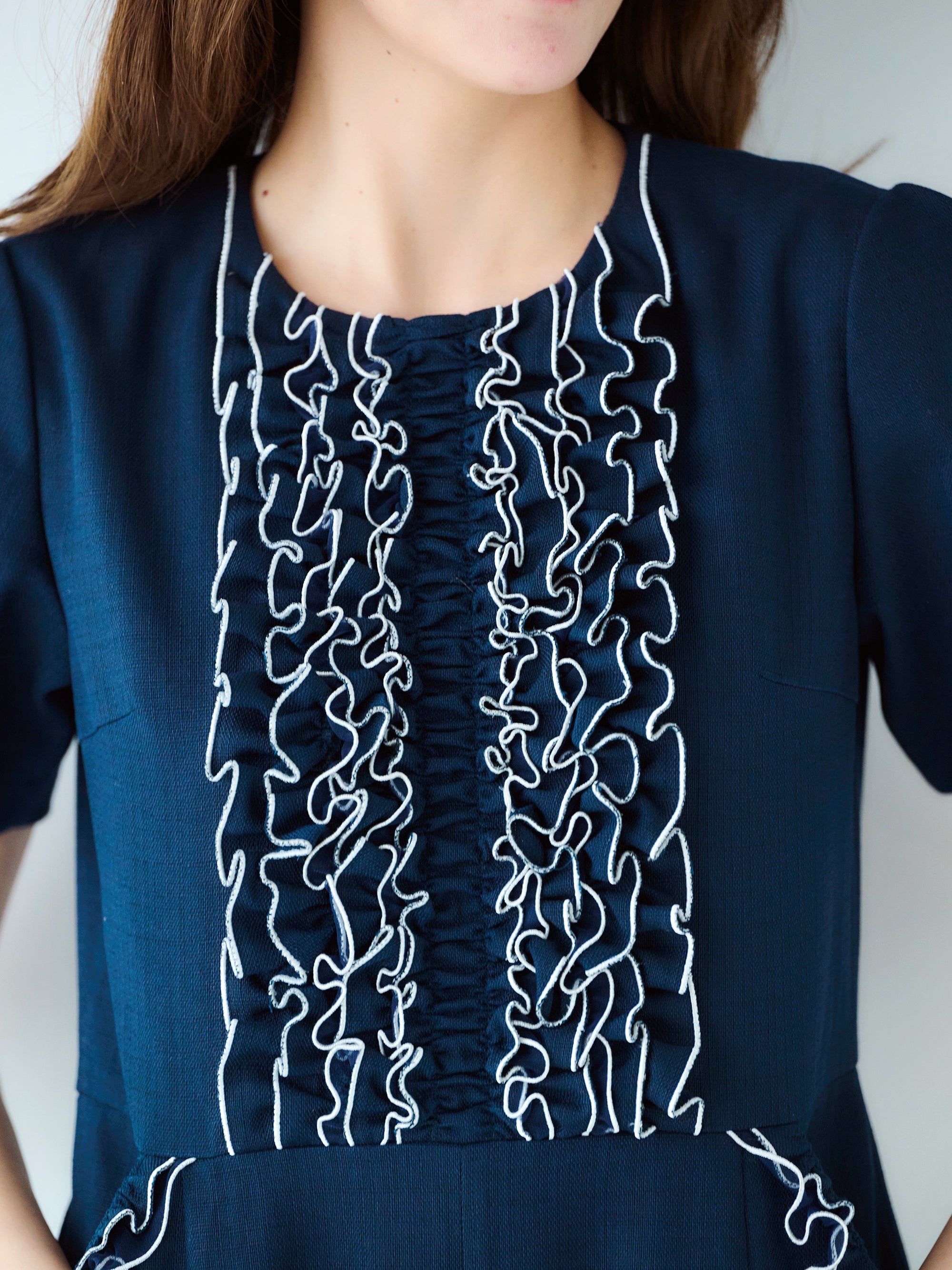 フリルジャンプスーツ