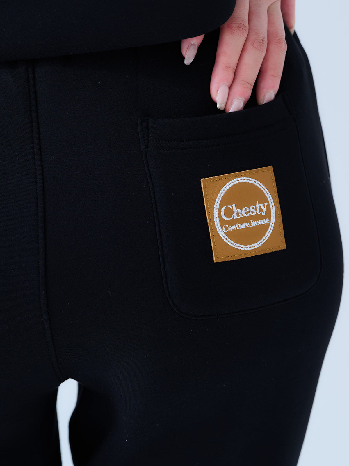 sweat pants