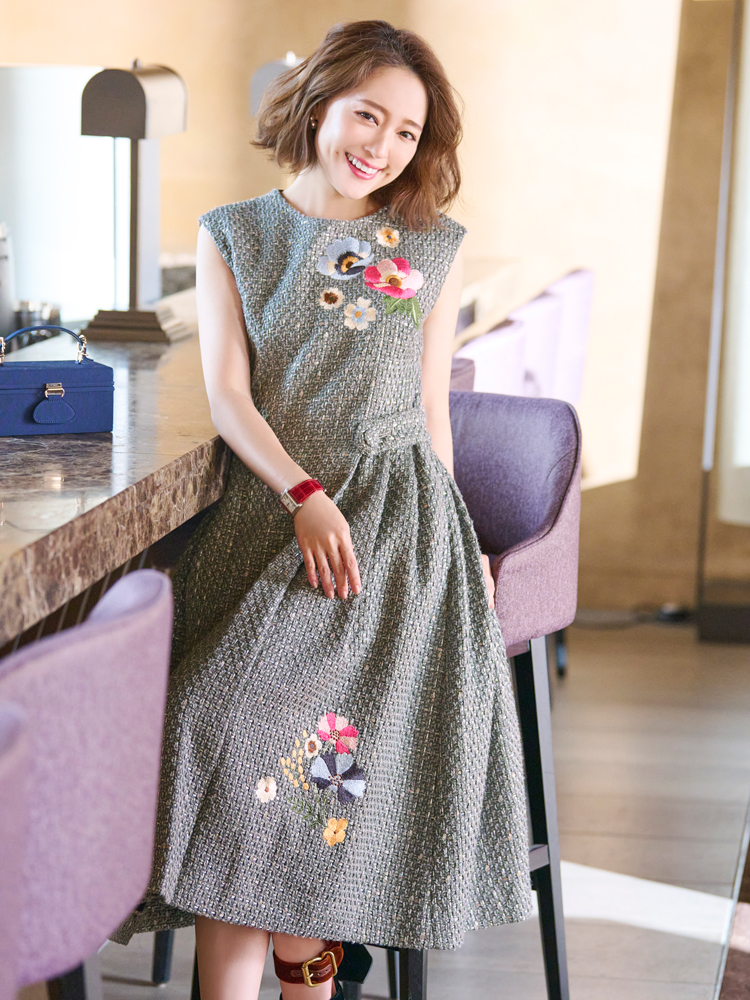 ツイードチェック 刺繍 ワンピース - スーツ・フォーマル・ドレス